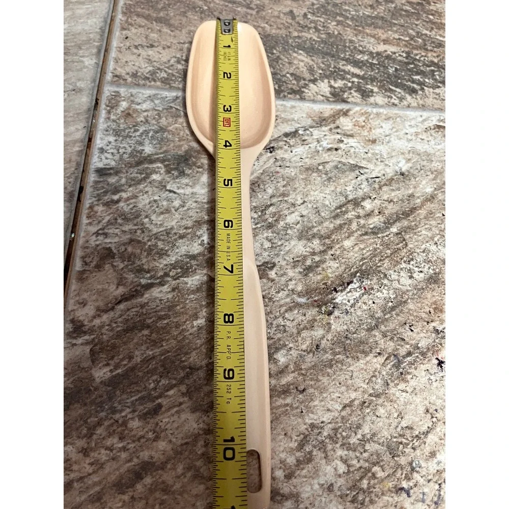 Vintage Style Peach Melamine Mixing 10.25 Inch Kitchen Utensil Made in China